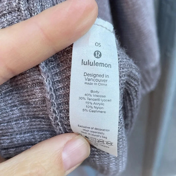 Lululemon Divinity Scarf,  One Size - Picture 10 of 16